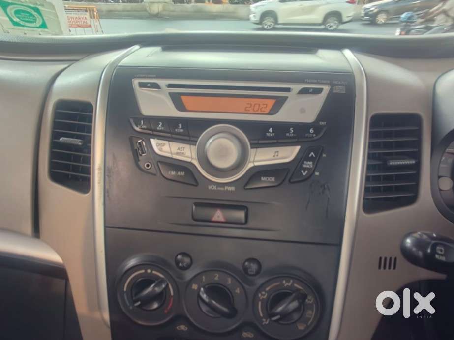 Maruti Suzuki Wagon R Vxi Amt1.2, 2015, Petrol