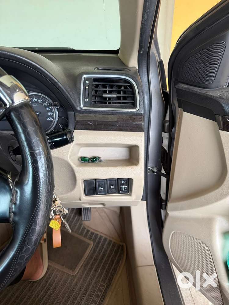 Maruti Suzuki Ciaz 2017 Petrol 118000 Km Driven