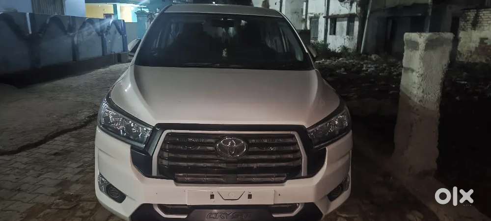 Toyota Innova Crysta 2023