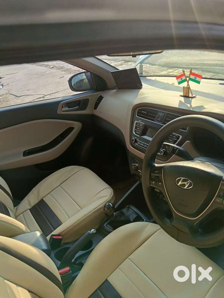 Hyundai I20 Sportz 1.2 Bs-iv, 2018, Petrol