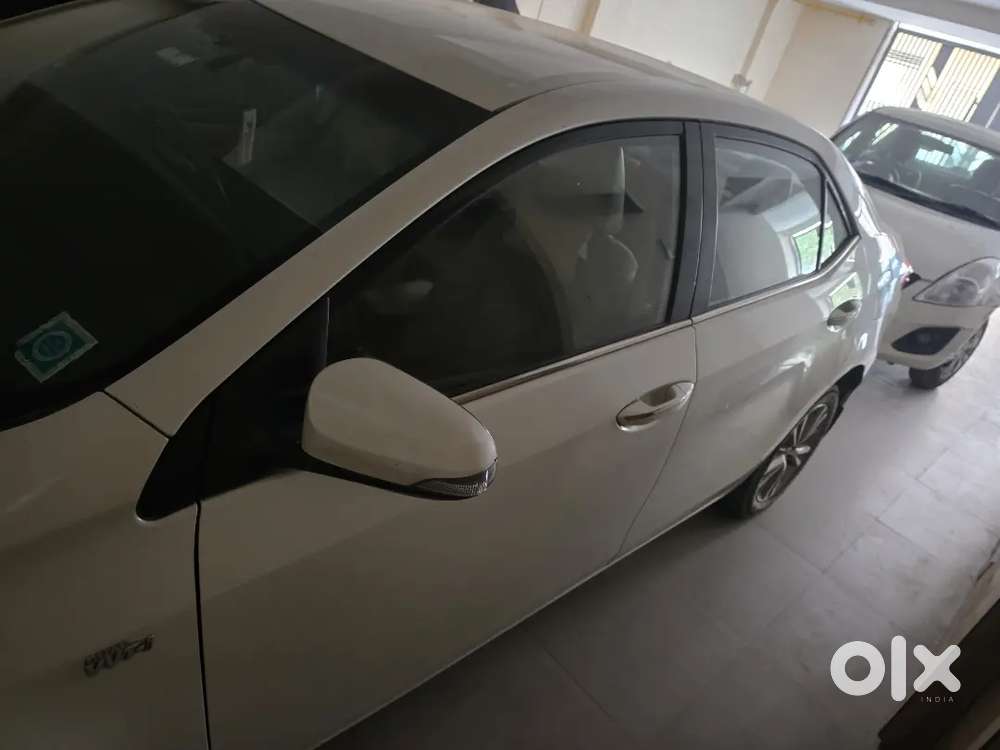 Toyota Corolla Altis 2015