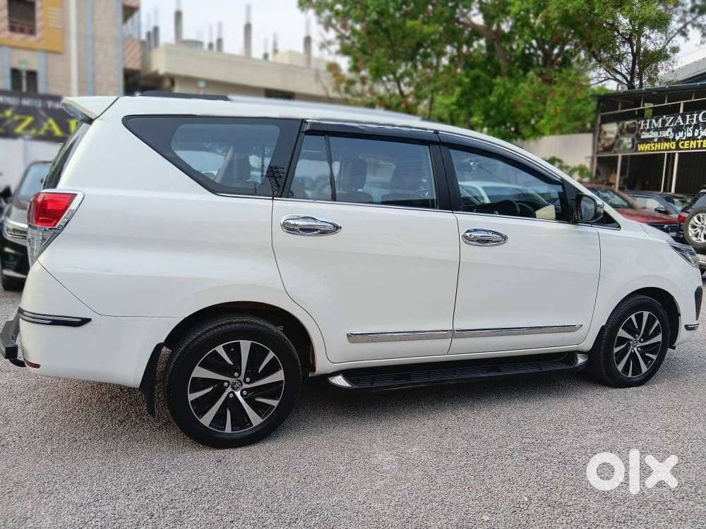 Toyota Innova Crysta 2.4 Z 7 Str, 2022, Diesel