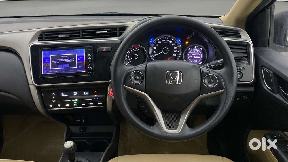 Honda City I-vtec V, 2018, Petrol