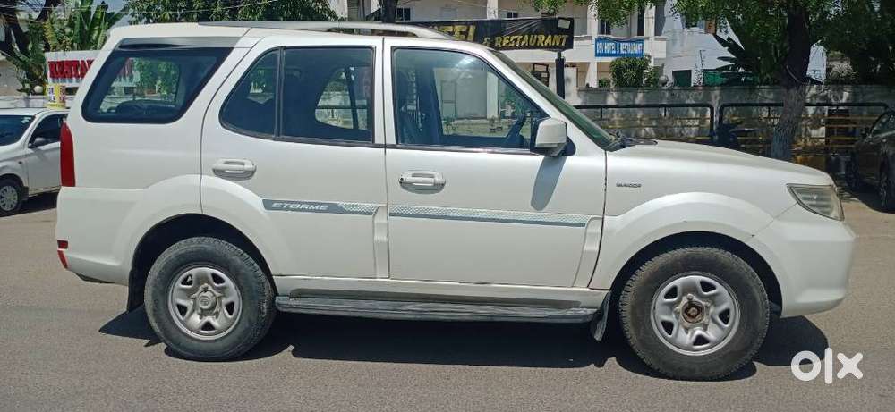 Tata Safari Storme [2015-2019] 2.2 Ex 4x2, 2017, Diesel