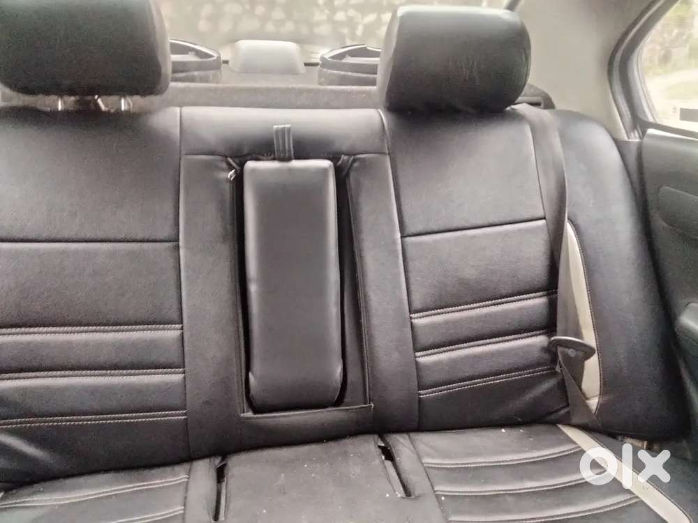 Maruti Suzuki Swift Dzire 2012 Ddis