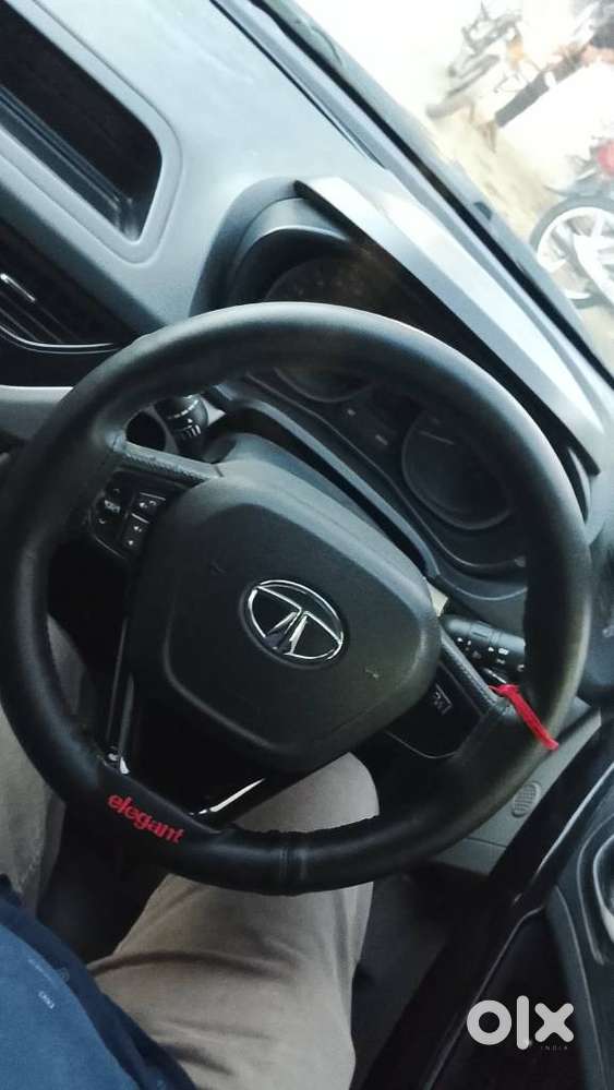 Tata Nexon 1.2 Revotron Xm, 2018