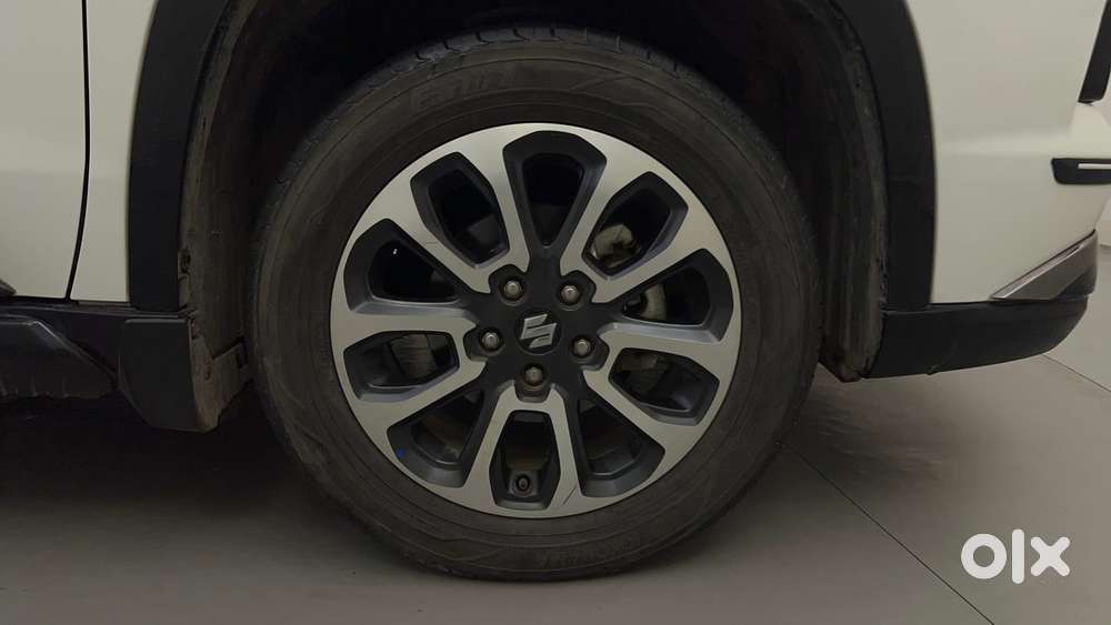 Maruti Suzuki Grand Vitara 1.5 Zeta Plus Intelligent Hybrid Ecvt, 20..