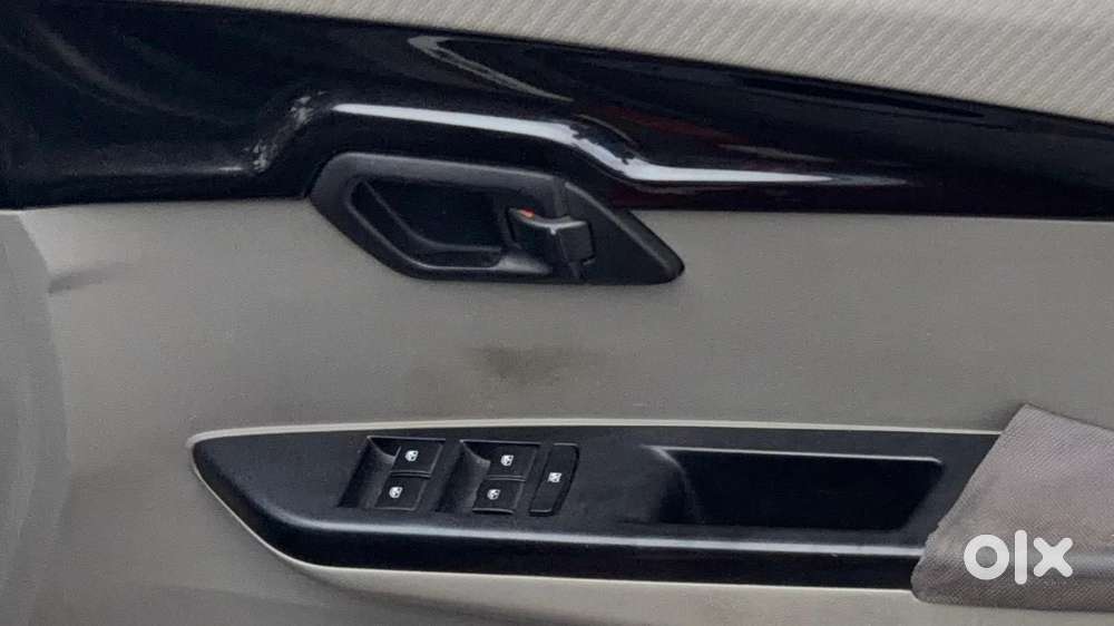 Mahindra Kuv 100 Mfalcon G80 K8, 2016, Petrol