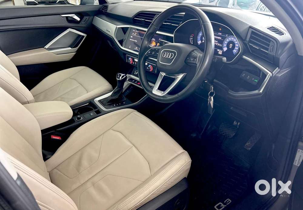 Audi Q3 40 Tfsi Premium Plus, 2023, Petrol