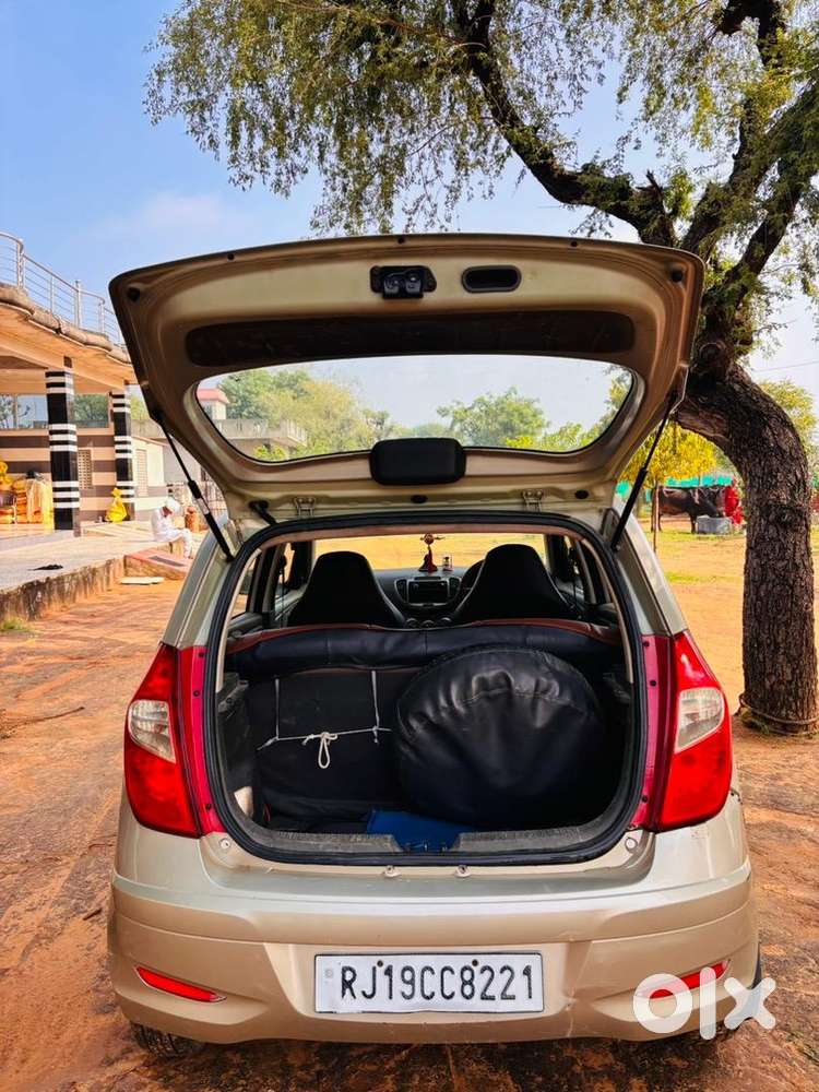 Hyundai Petrol Car 2012