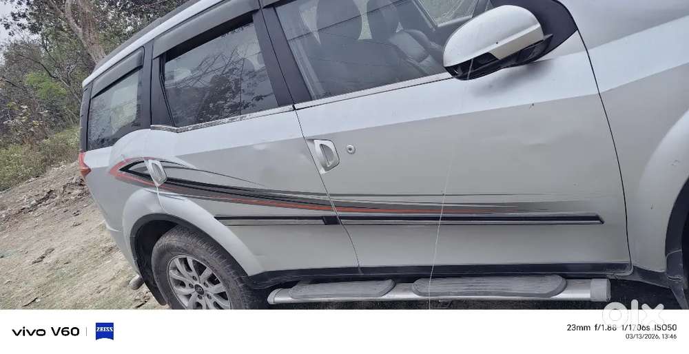 Mahindra Xuv500 2014 Diesel 132000 Km Driven