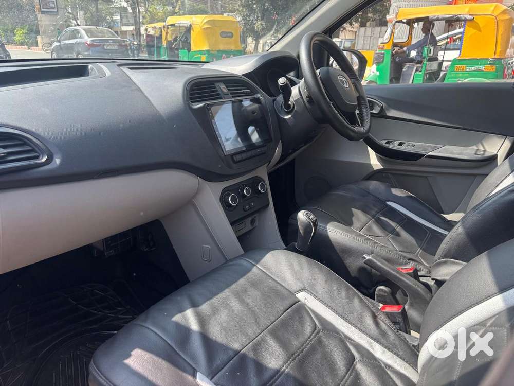 Tata Tiago 1.2 Revotron Xm, 2018, Petrol