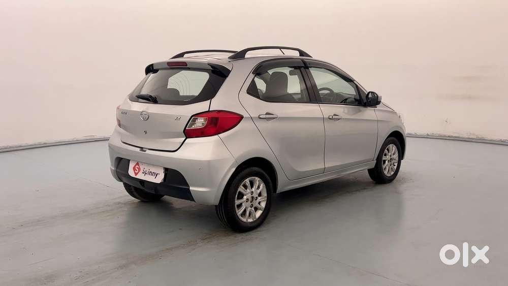 Tata Tiago Xza, 2017, Petrol