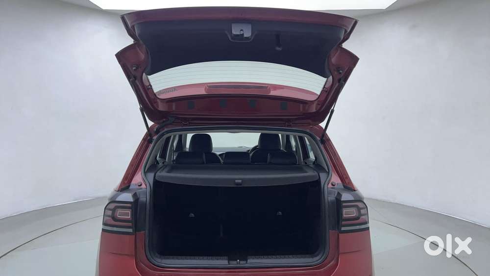 Volkswagen Taigun Topline 1.0 Tsi At (electric Seats), 2022, Petrol