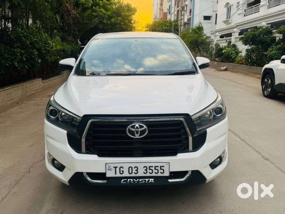Toyota Innova Crysta 2.4 V 7 Str, 2023, Diesel