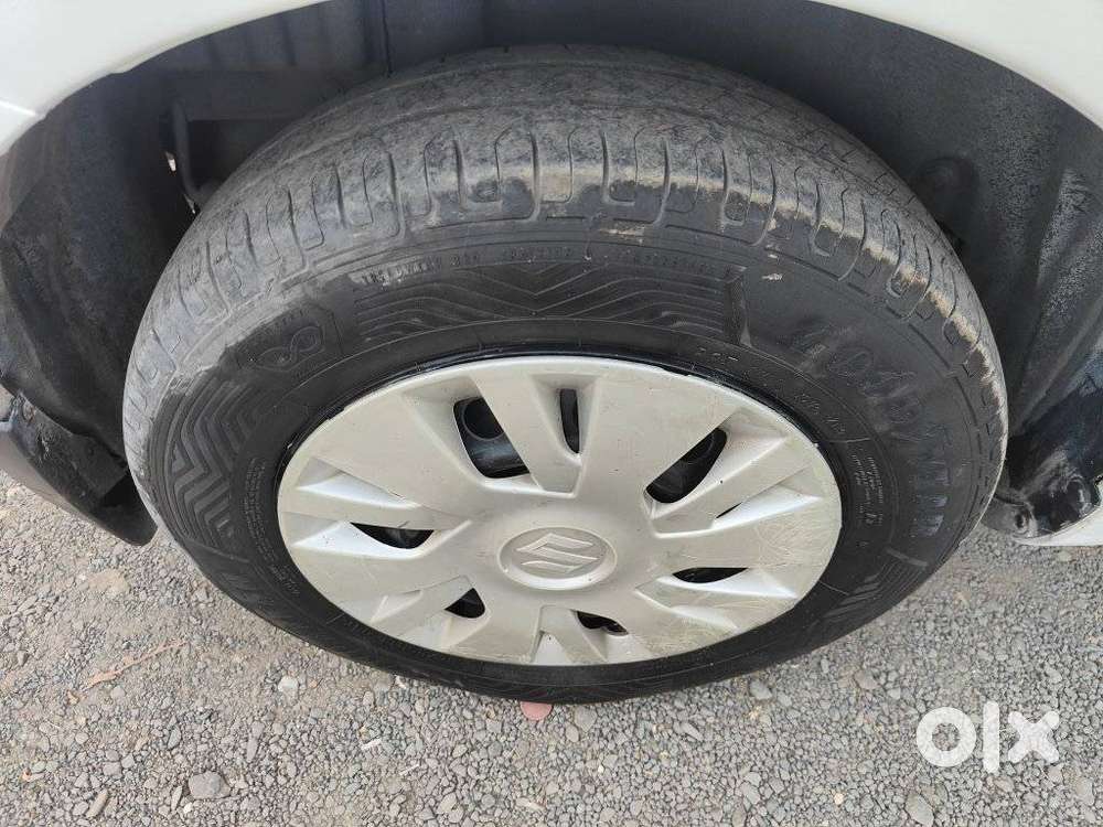 Maruti Suzuki Swift Vxi 1.2 Abs Bs-iv, 2012, Petrol