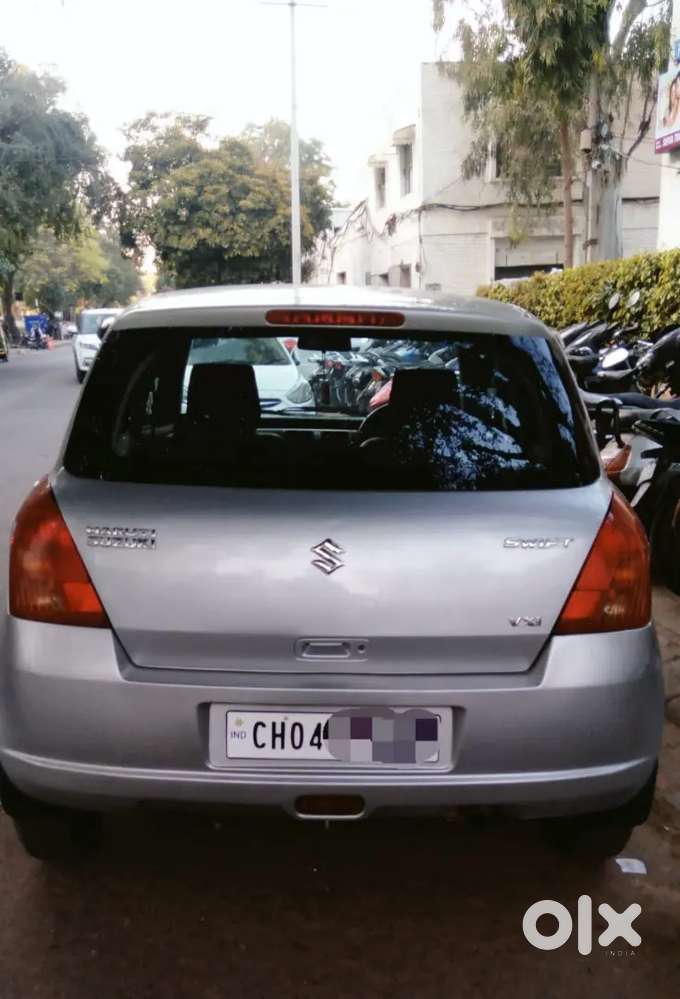 Good Condition Swift Petrol Vxi Chd Reg,