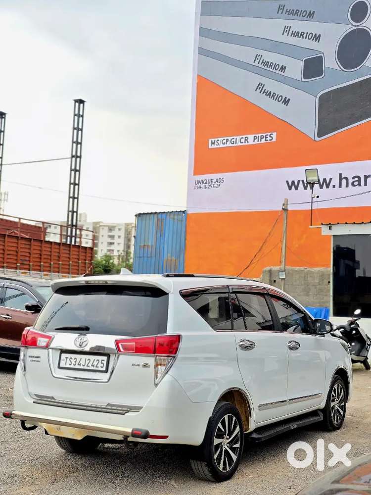 Toyota Innova Crysta 2022 Diesel Well Maintained