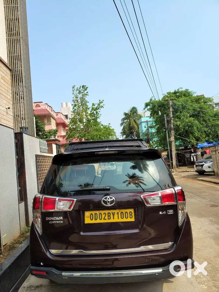 Innova Crysta 2023 Gx Varient