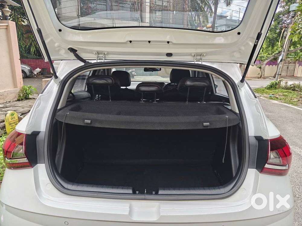 Hyundai New I20 1.2 Sportz Mt, 2023, Petrol