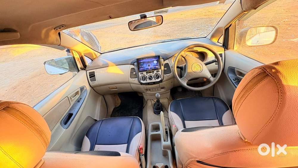 Toyota Innova 2.5 G (diesel) 8 Seater, 2010, Diesel