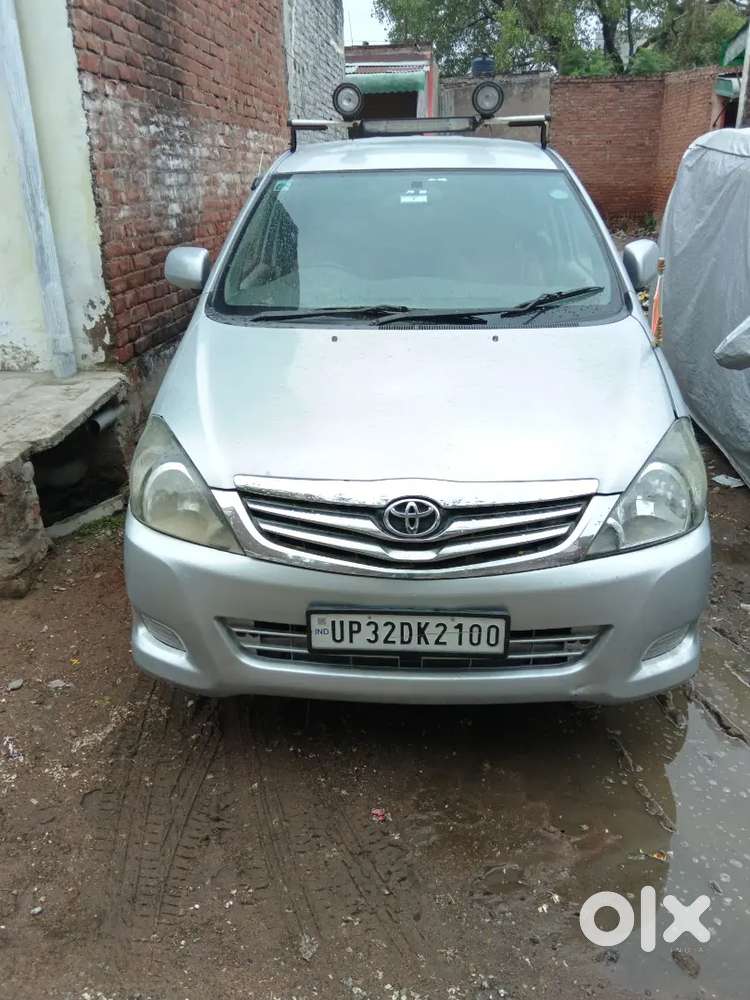 Toyota Innova 2010 Diesel Well Maintained