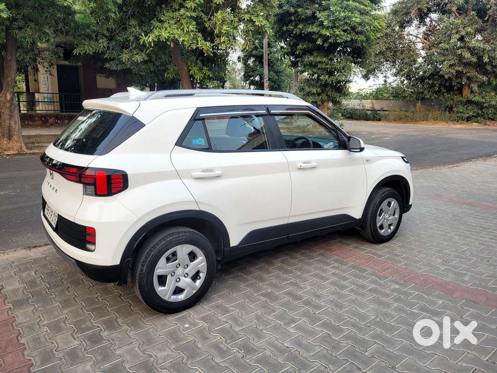 Hyundai Venue [2022-ongoing] 1.2 S, 2022, Petrol