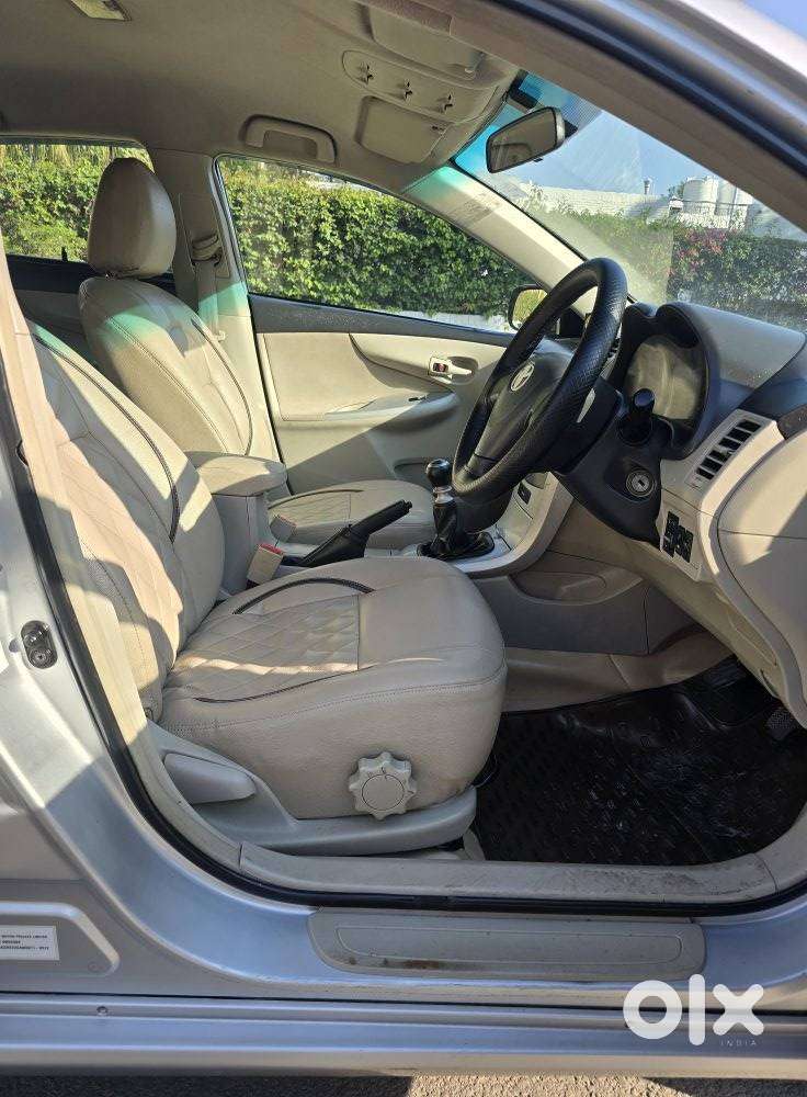 Toyota Corolla Altis, 2013, Petrol