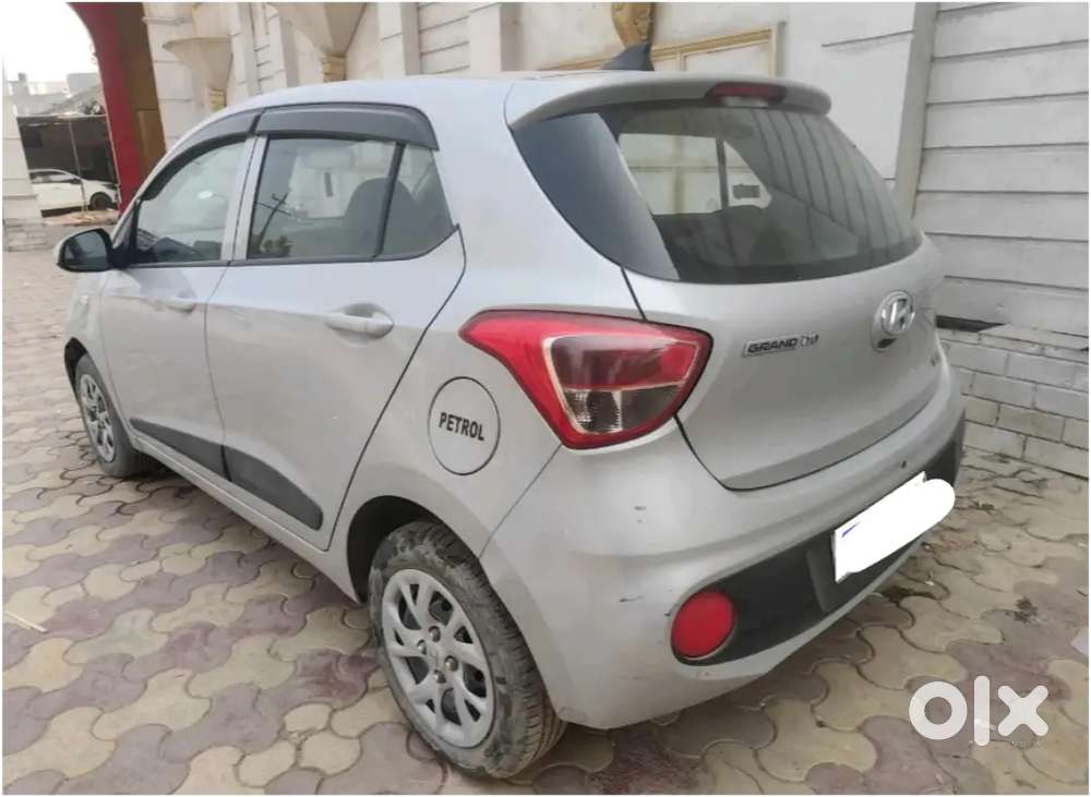 Good Condition 15889 Km Drive Well Mentaine