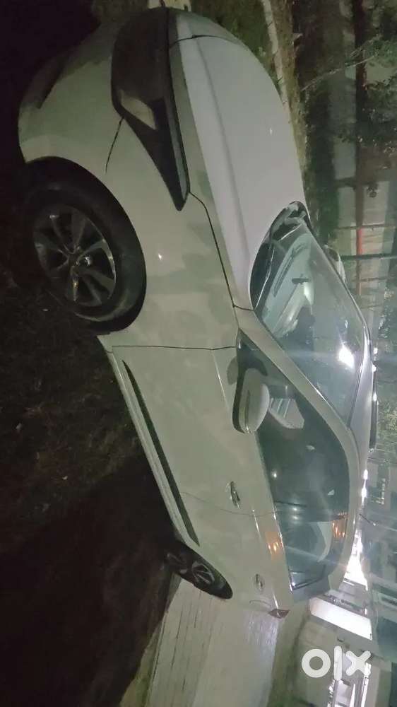 Hyundai I20 Asta Petrol 2015 Very Good Well Maintained Top Model