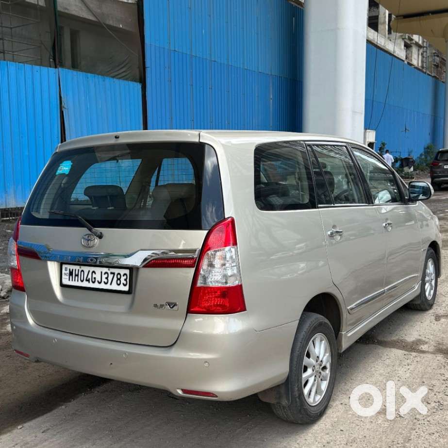 Toyota Innova 2.5 V 8 Str, 2014, Diesel