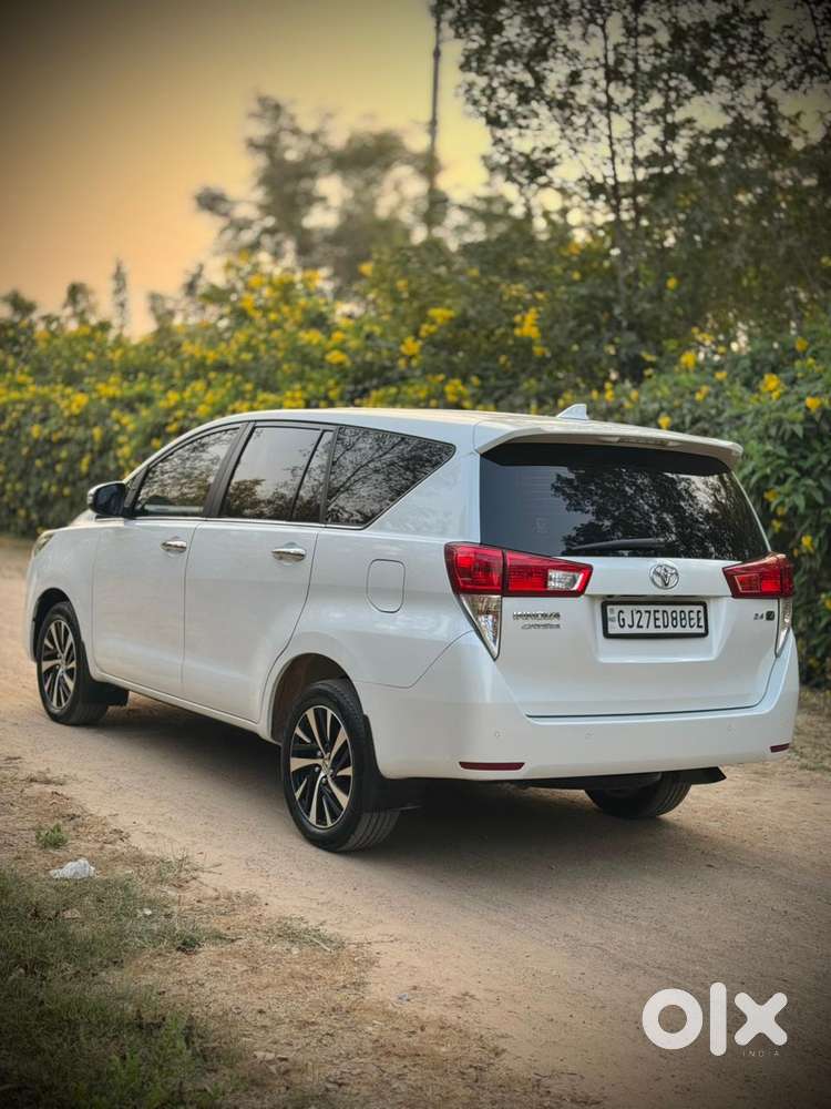 Toyota Innova Crysta [2020-ongoing] 2.4 Zx At 7 Str, 2023, Diesel