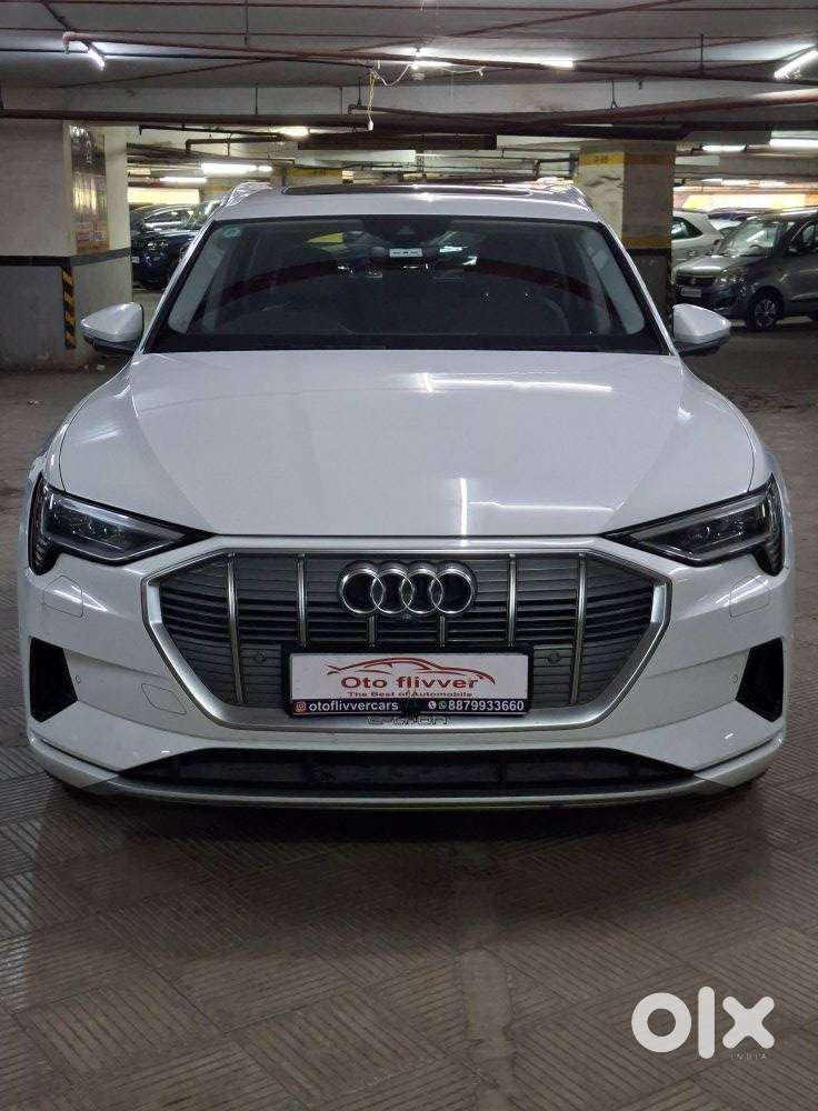Audi E-tron 55, 2022, Electric