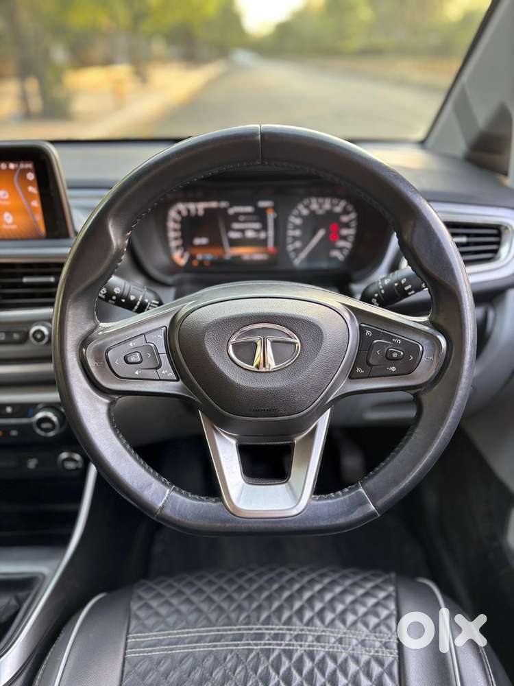 Tata Altroz Xz, 2020, Petrol