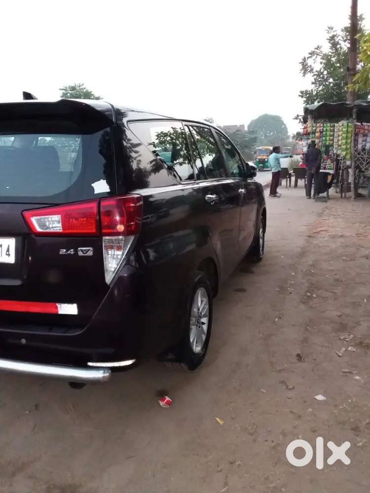 Toyota Innova Crysta 2017 Diesel 91000 Km Driven