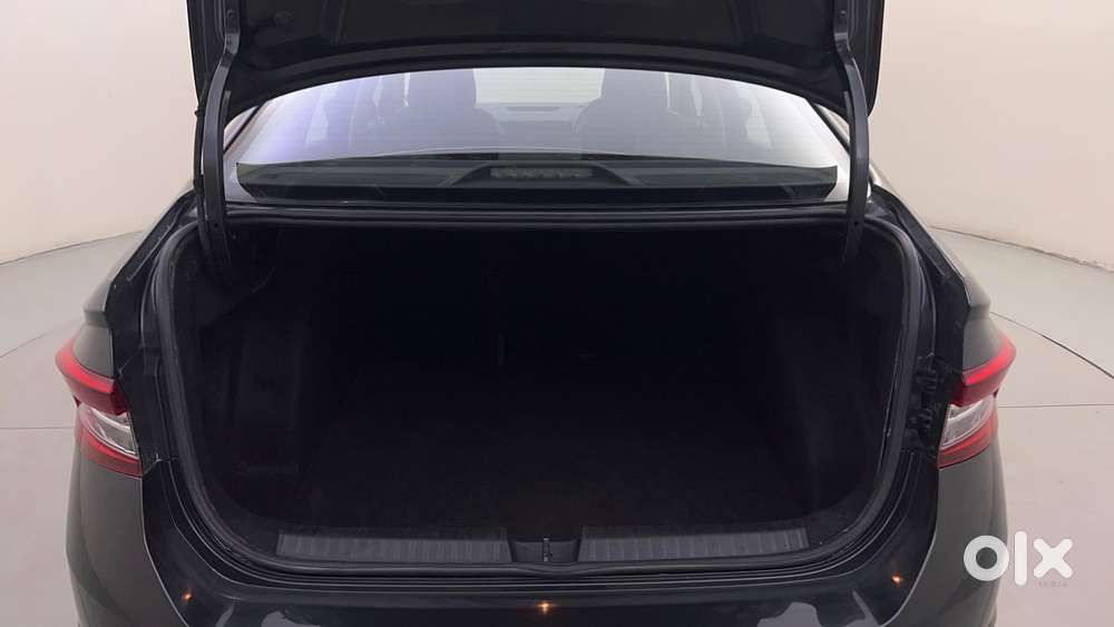Skoda Slavia Style 1.5l Tsi Dsg, 2022, Petrol