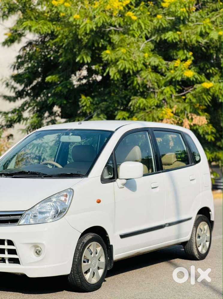 Maruti Suzuki Zen Estilo Vxi Bsiv, 2013, Petrol