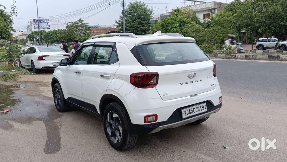 Hyundai Venue 1.0 Sx (o) Turbo Dct, 2019, Petrol