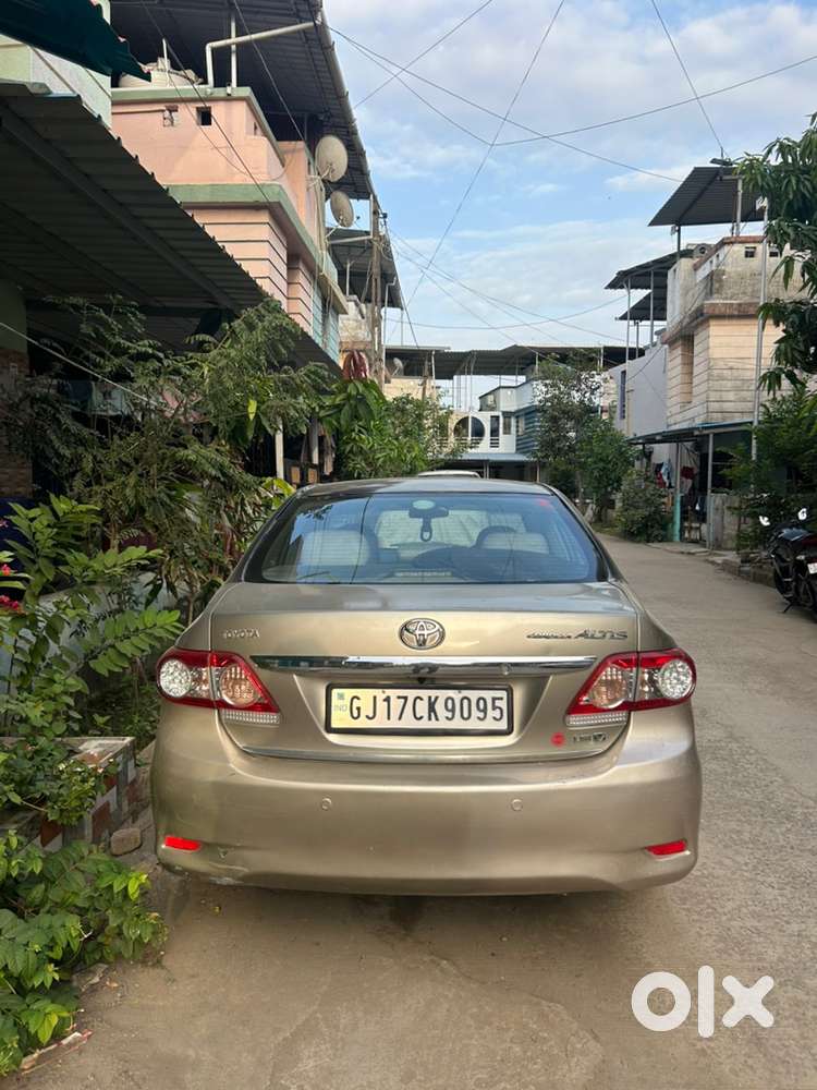 Toyota Corolla Altis 2011