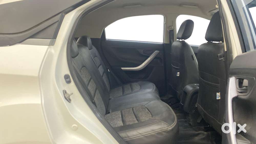 Tata Nexon 1.2 Revotron Xm (s), 2021, Petrol