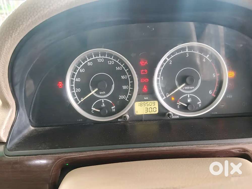 The Tata Safari Storme Vx Top Veriant 2013 December