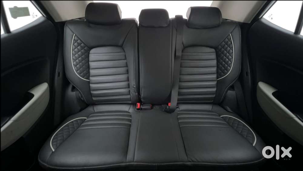 Hyundai Venue 1.0 Sx (o) Turbo Dct, 2023, Petrol