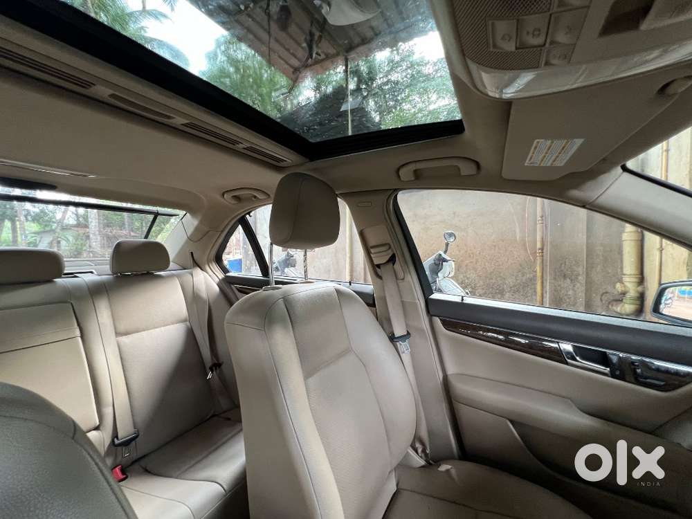 Less Driven C200 Mercedes