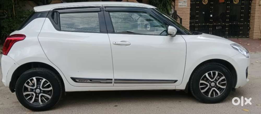 Maruti Suzuki Swift Vxi, 2022, Petrol