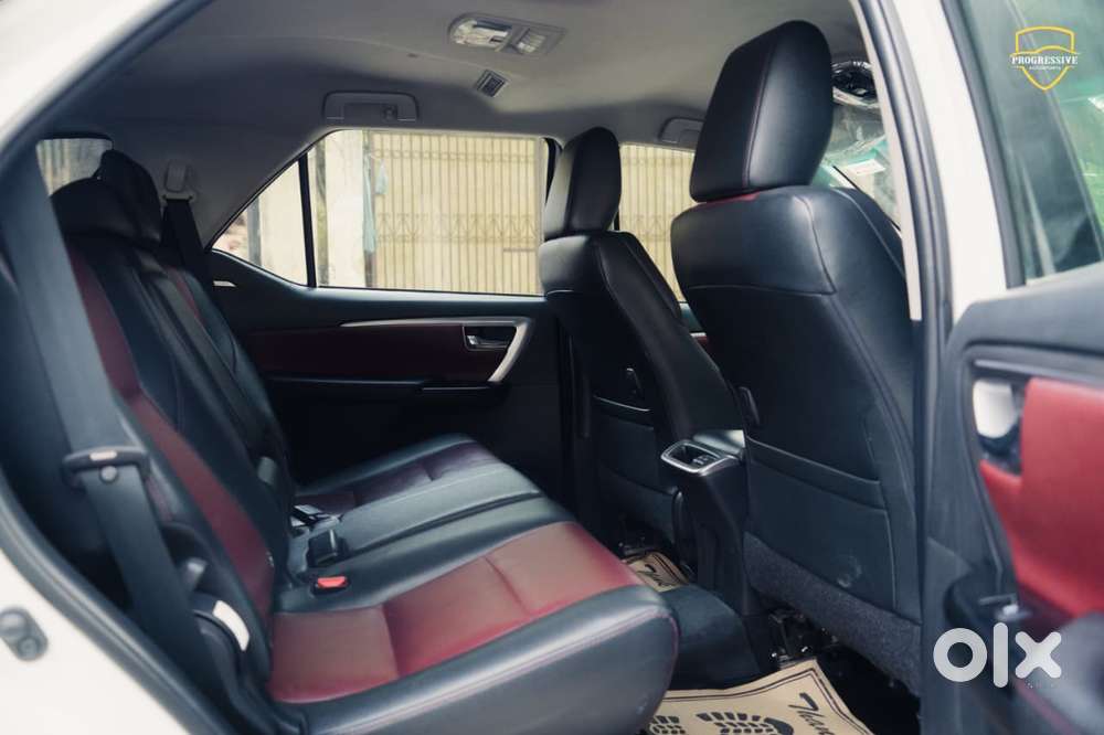 Toyota Fortuner Legender 4x2 At 2.8, 2024, Diesel