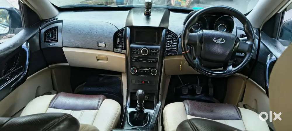 Mahindra Xuv500 2.2 W4 2017