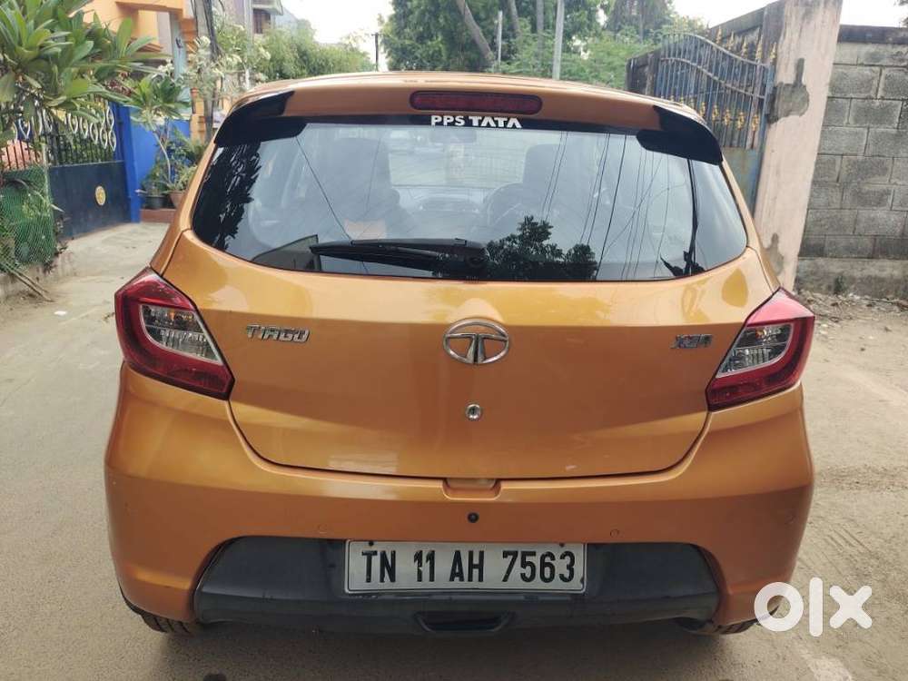Tata Tiago 1.2 Revotron Xza, 2018, Petrol