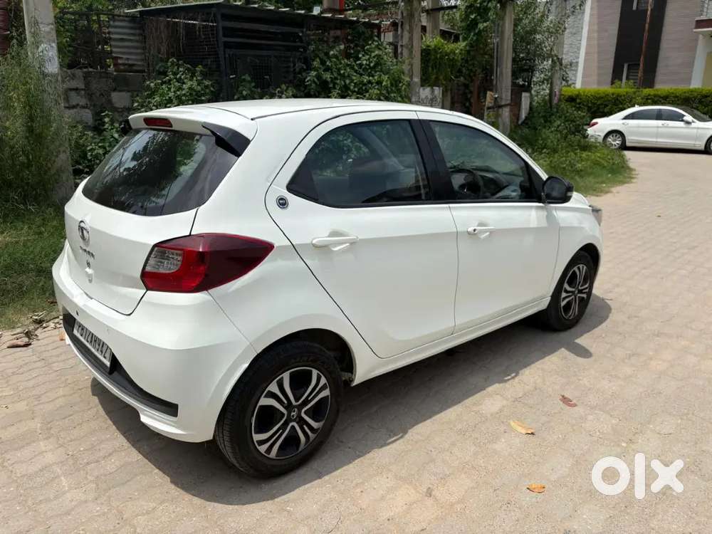 Tata Tiago 2023 Petrol Automatic 1st Owner
