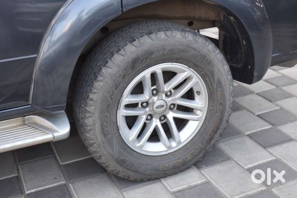 Ford Endeavour 2009-2014 3.0l 4x4 At, 2011, Diesel