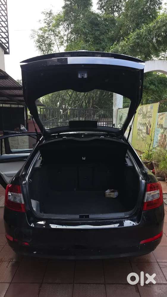 Car In Lonavala .skoda Octavia 1.4 Ambition 2014 Petrol